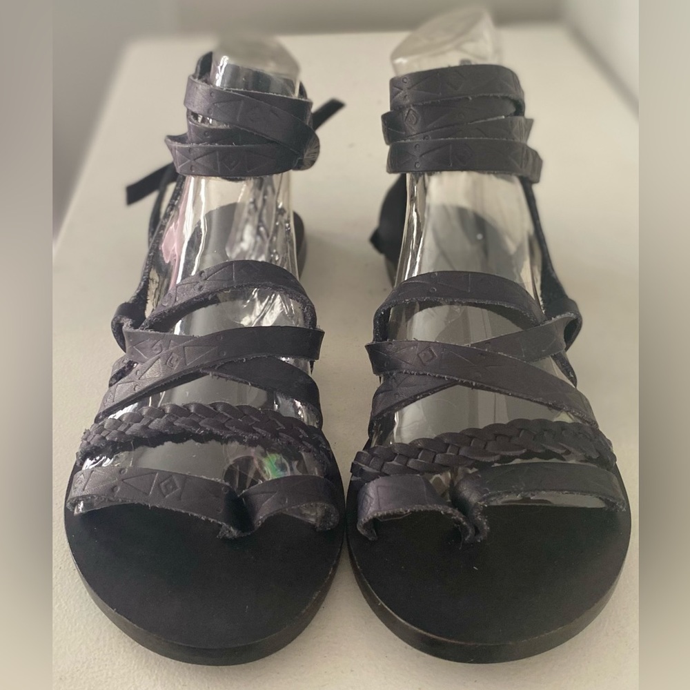 NWT Free People Black Genuine Leather Embossed Ankle Leg Tie Gladiator Sandals 7
